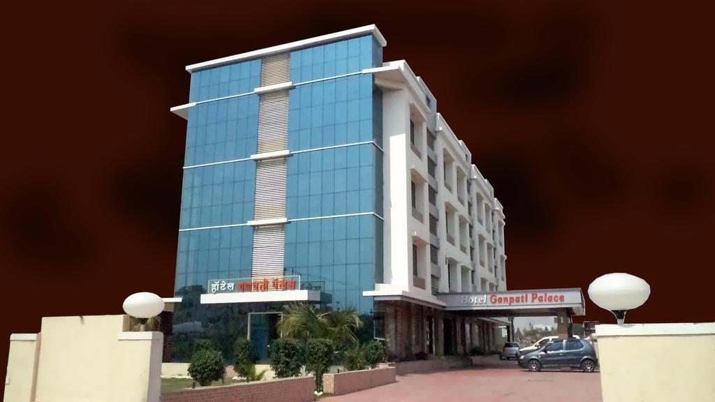 Hotel Ganpati Palace By Wb Economy Shirdi Exterior foto